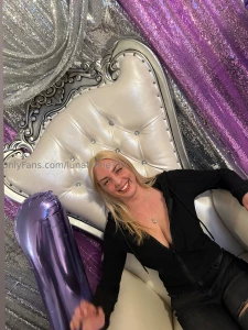 A woman laughing is a woman conquered
