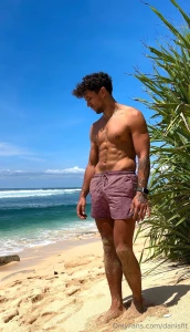 Rate my side profile part 1