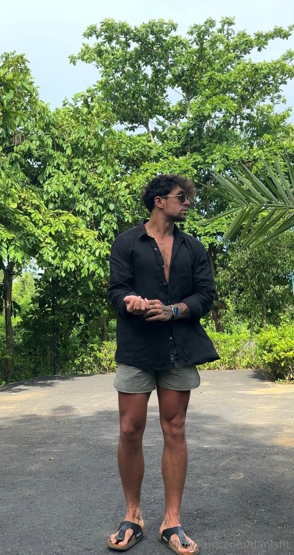 Choose your side with or without a t-shirt part 1 