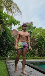 Scroll less create more