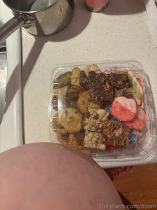 Giveaway i m giving away cookies this year if we hit our goal yes i