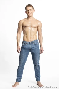 Today is the last day to vote for the grabbys https grabbysamerica part 9