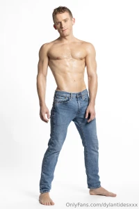 Today is the last day to vote for the grabbys https grabbysamerica part 1