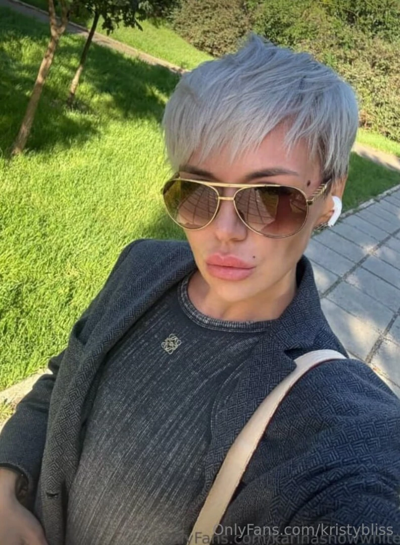 Hi my friend karinasnowwhite created her onlyfans today she is so hot part 234 