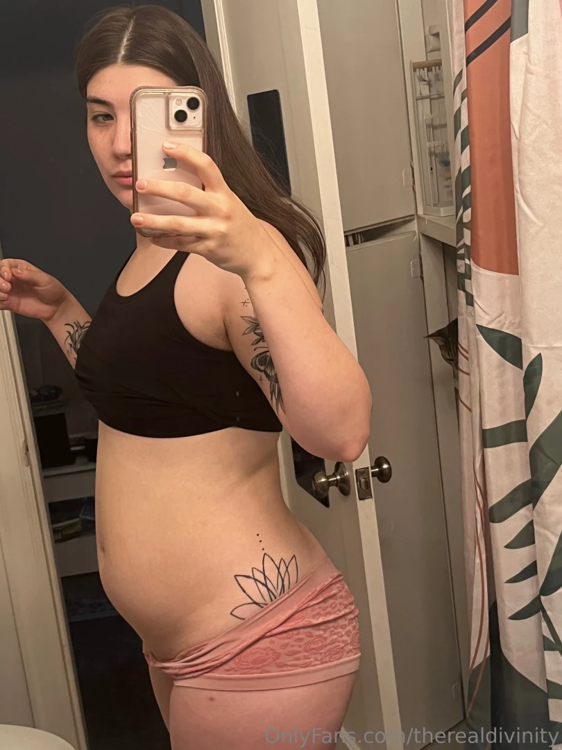 Lol waking up to a permanent layer of fat covering my entire belly part 1 