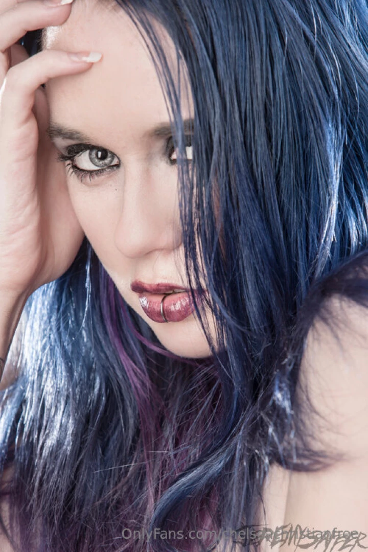 Love this set of nude portraits done by jeremy saffer 