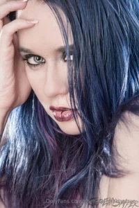 Love this set of nude portraits done by jeremy saffer