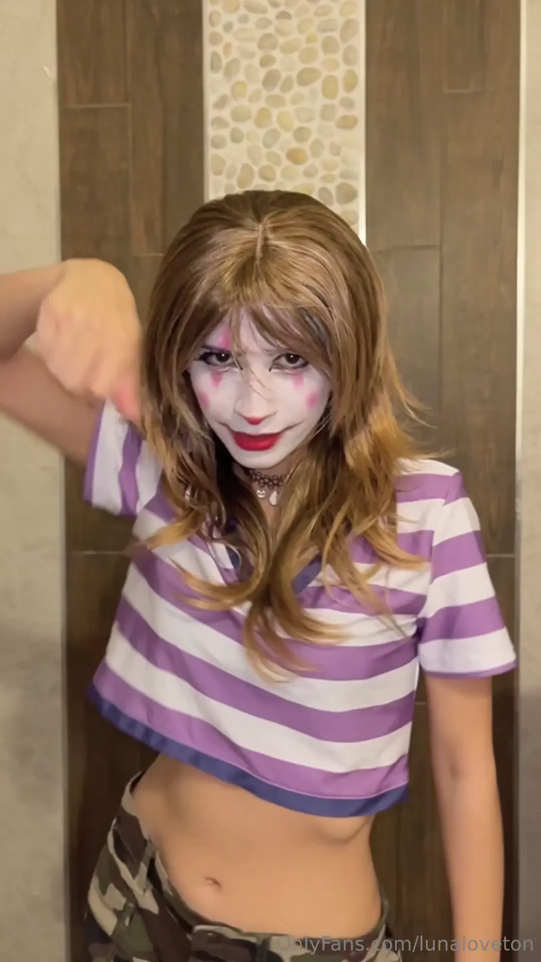 Do you like clowns or are you afraid of them part 3 