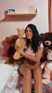 Time to sleep with my teddy bears part 3