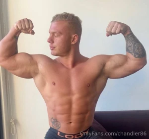 - fedeking is opening the door to his real raw world hardcore workouts part 9