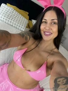 Your dick gets so hard when i tease you doesn t it see my xxx explicit