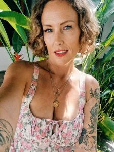 Aging like fine wine in this tropical paradise bestmomannavon