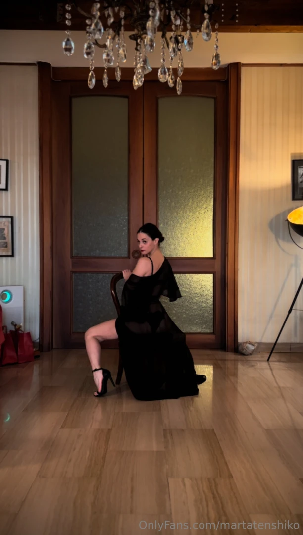 Buon luned domani vi aspetta un video moooolto hot 