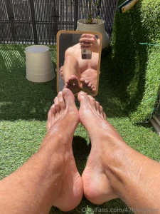 It s sunny and i love to put my sun block on part 7