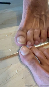 Guys i m so sorry but i had to do this i needed to cut my toenails as part 9