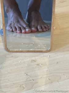 Guys i m so sorry but i had to do this i needed to cut my toenails as part 11