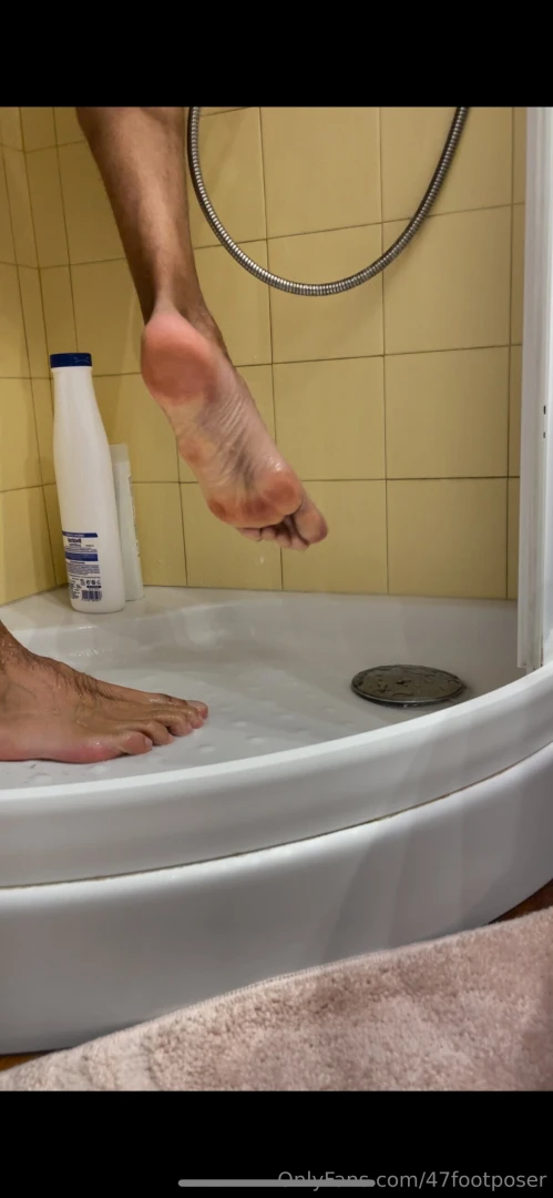 Quick little shower sesh before leaving part 1 