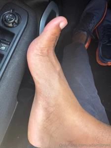 A bunch of car feet for you to get off to part 4