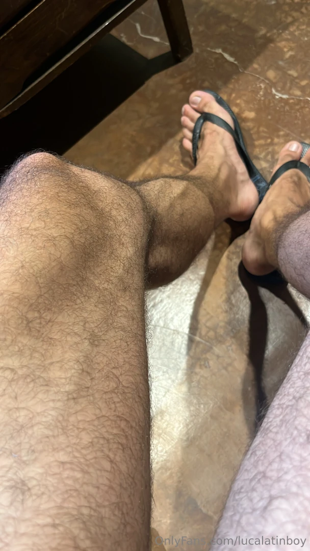 Do you like my hairy legs 