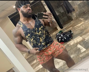 Not the usual nude but i like showing off my big legs and strong