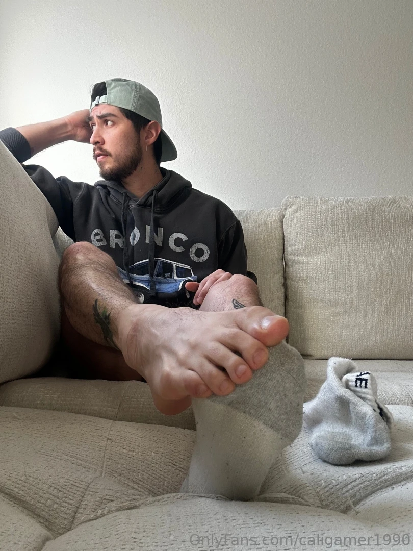 Fulfilling the urge to sniff my smelly socks and sweaty toes has me part 5 