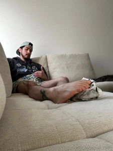 Fulfilling the urge to sniff my smelly socks and sweaty toes has me