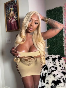 Dress can t hold me and neither can you