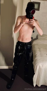 Topless drone who want to grope and rub his boddy