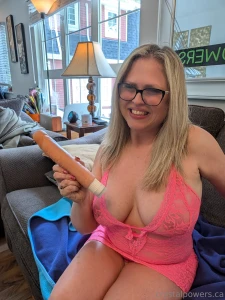 Fresh off the presses solo squirting video coming in your dms today