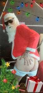 Nice fleshy little tail of santa claus