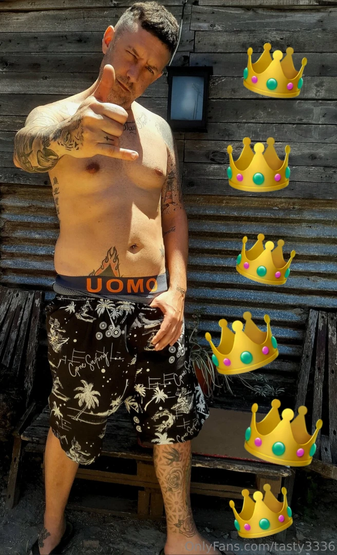 Never stop flattering the king 