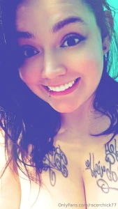 Shower live in 25 minutes come hang out and get lathered up with me