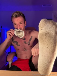 When i pull my socks off when i pull down my shorts the room part 6