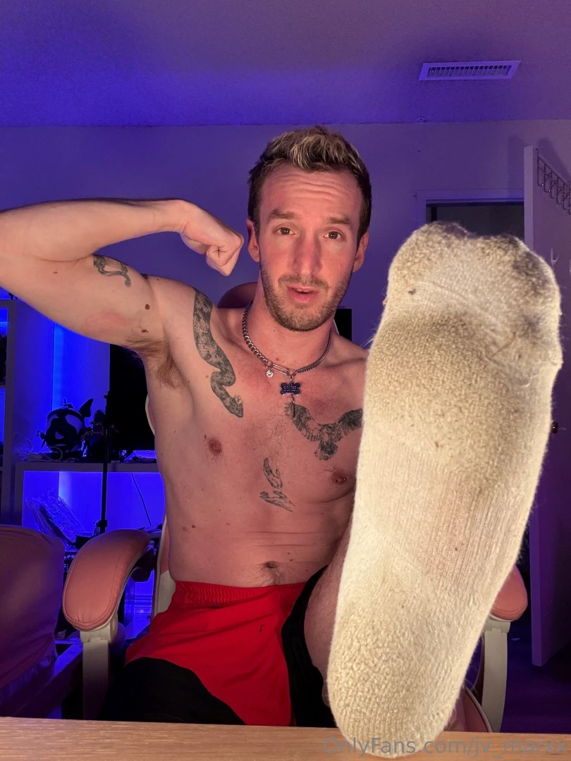 When i pull my socks off when i pull down my shorts the room 