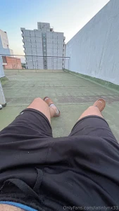 Very hot day wish i was in a pool with good company