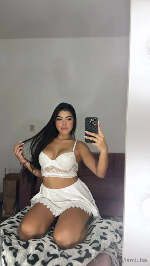 Wearing a slip makes me feel very pretty and sexy 