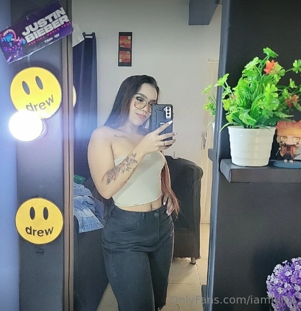 Emmalikestheflowers is all sweetness and sparkles she s charming funny 