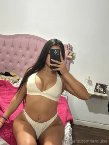 How do my hips look they re very addictive