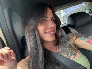 This cutie has something special for you