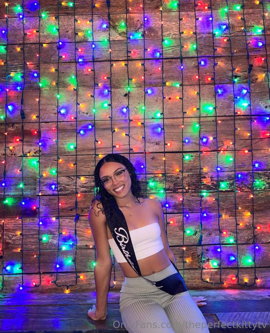 I see you theree babee https onlyfans com theperfectkitty 