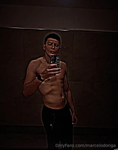 I am a latin boy if you want me to do hot things write to me i am