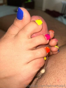 Did you like this toes how many of you prefer designs and bright