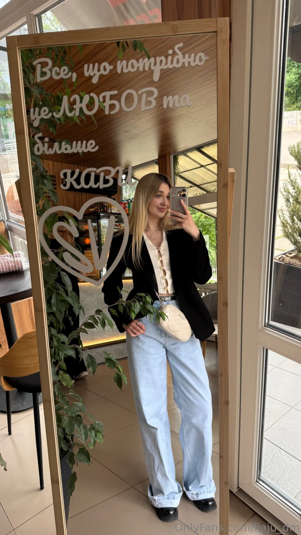 Stopped by a cute caf guess what i m having for breakfast today hehe part 1 