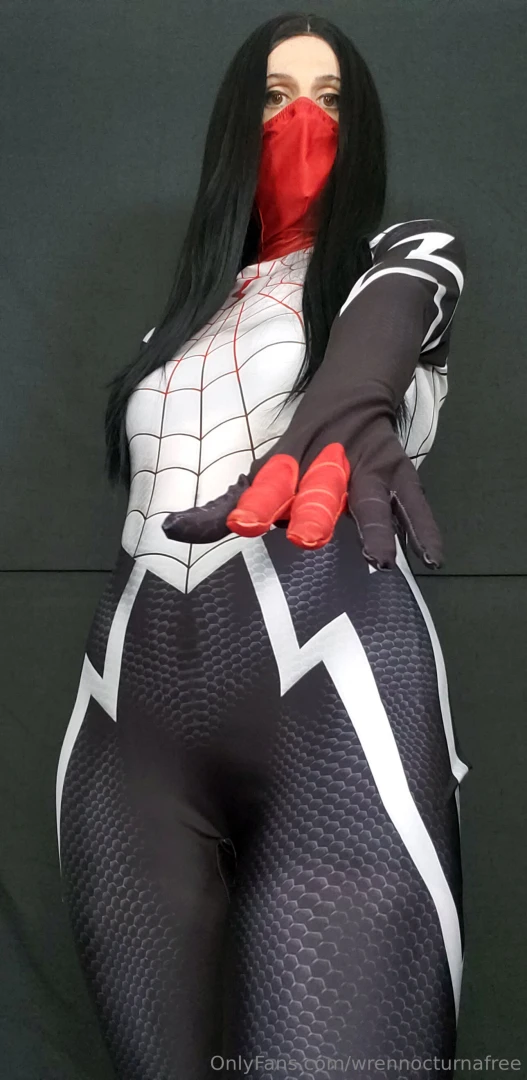 Skin-tight cosplay gets me excited so tight and constricting i love it 