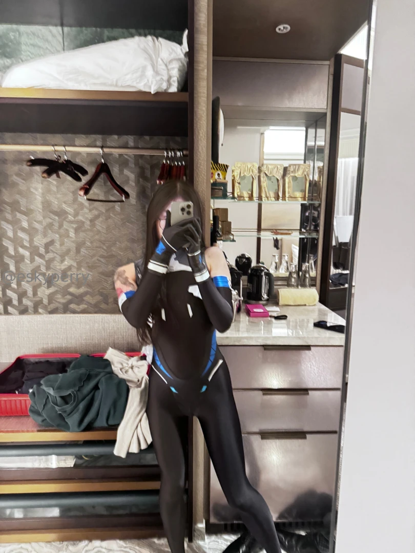 Had so much fun role playing a sexy robot part 2 