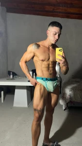 Hello my love tomorrow i debut in my first bodybuilding competition i part 1