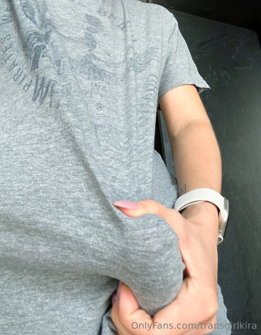 Woke up starving amp with some seriousss morning wood that needs taken 