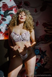 Ooooohhh the weekend is here and i m feeling like connecting with you