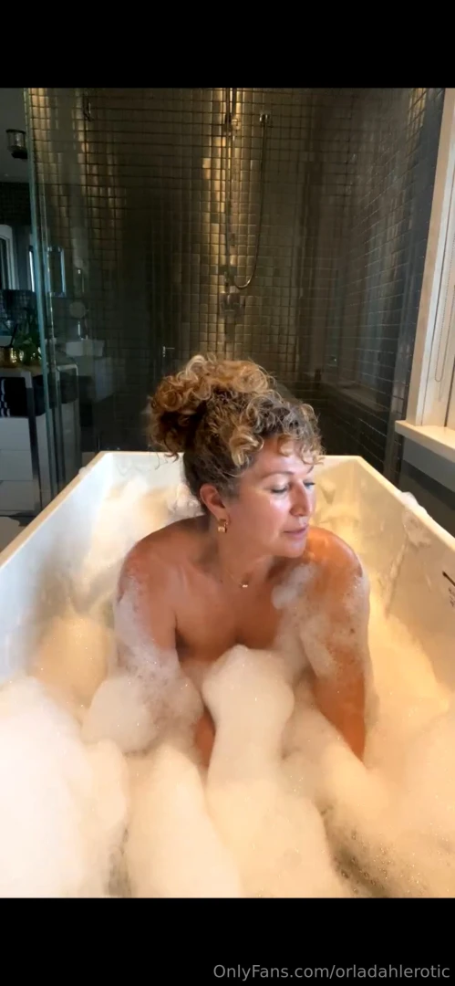 It s a perfect day for a bubble bath sun is shining and i m feeling part 1 