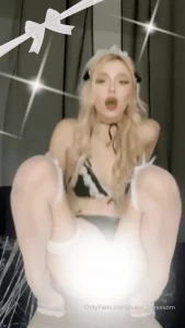 Your favorite maid is back did you miss the mess this pussy will soak